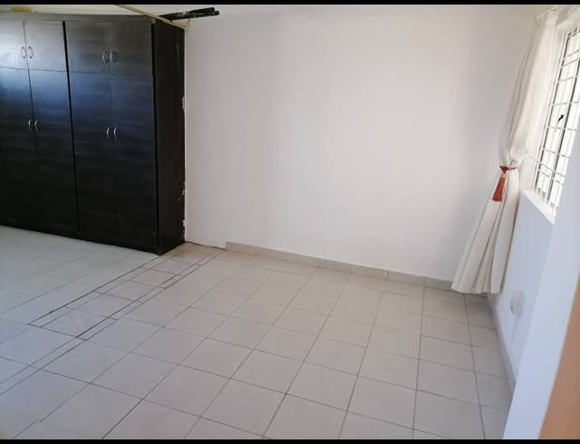 2 BEDROOM HOUSE FOR SALE IN MEREBANK EAST